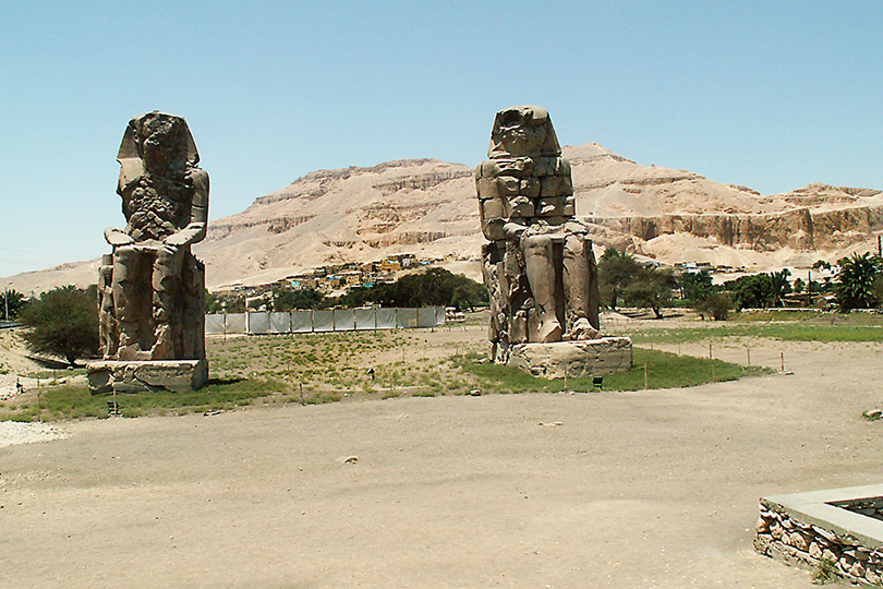 colossi memnon